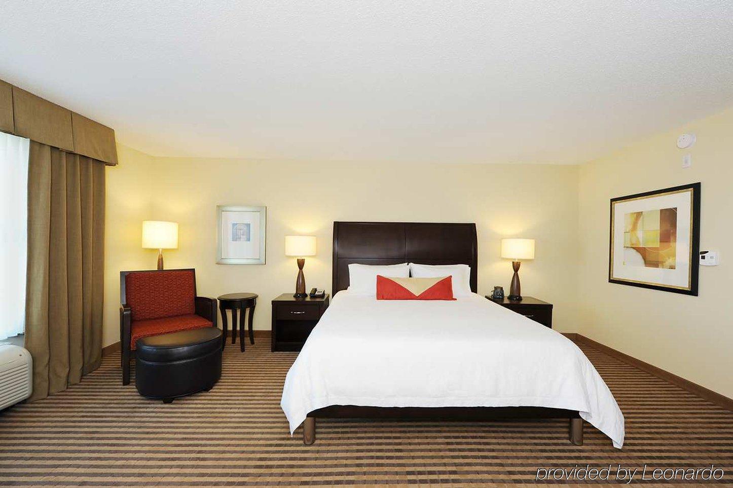 Hilton Garden Inn Atlanta Airport North College Park Room photo