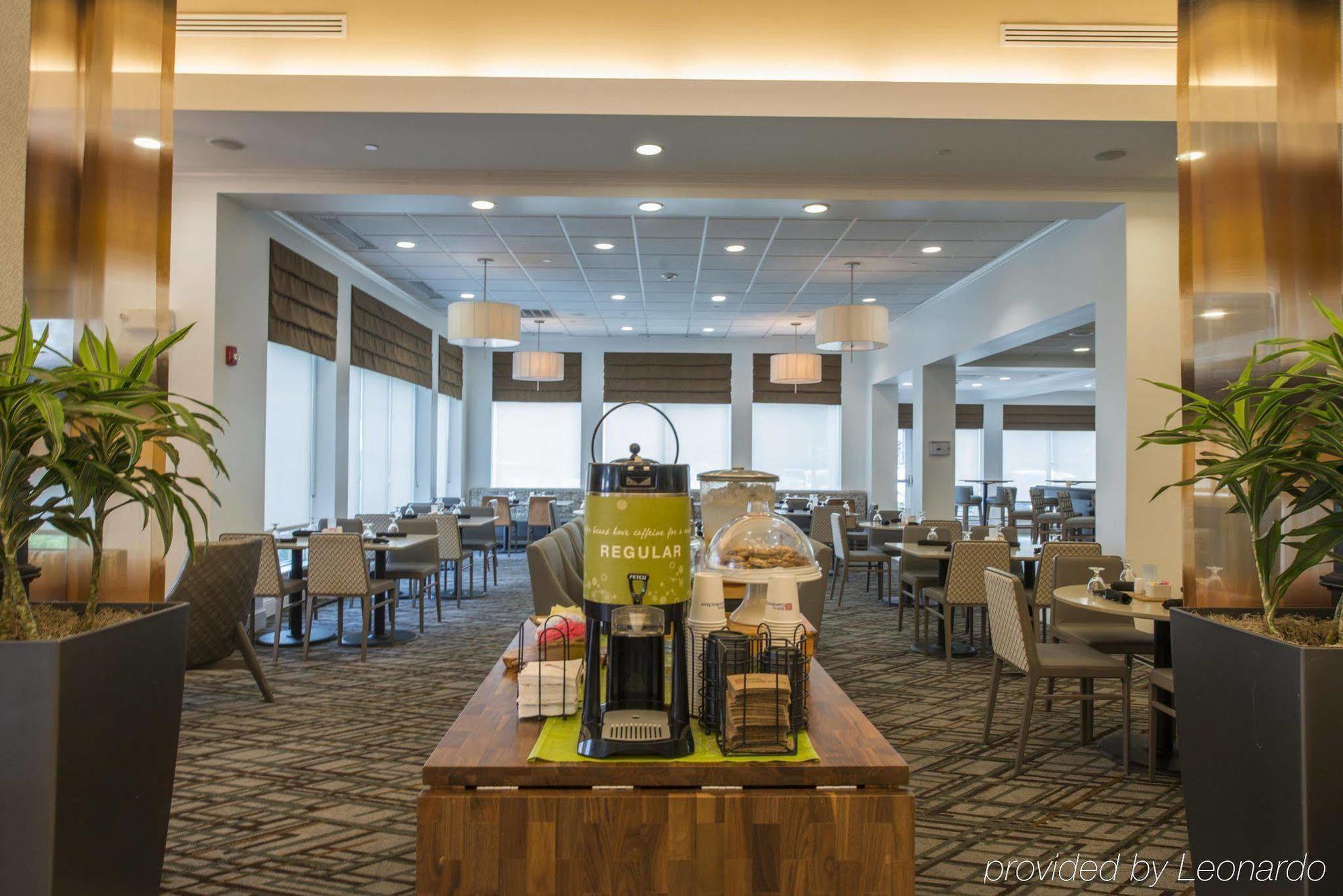 Hilton Garden Inn Atlanta Airport North College Park Exterior photo